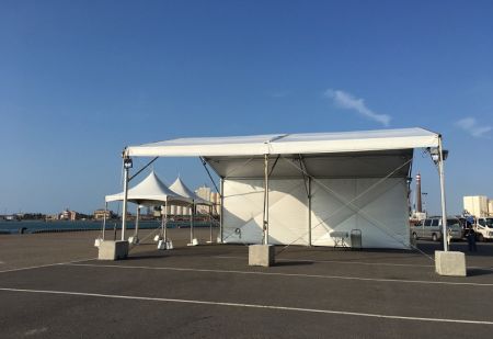 Cruise ship clearance tent